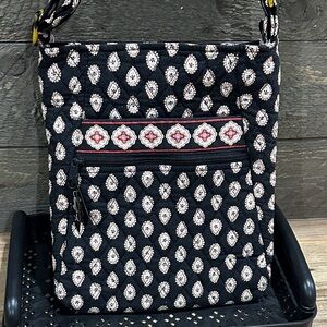 Vera Bradley Classic Black Pattern Original Hipster Crossbody Bag Designer NWOT